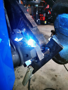 5-aufgespannte-spindelmaschine-sir-meccanica ws2-beim-aufschweißen